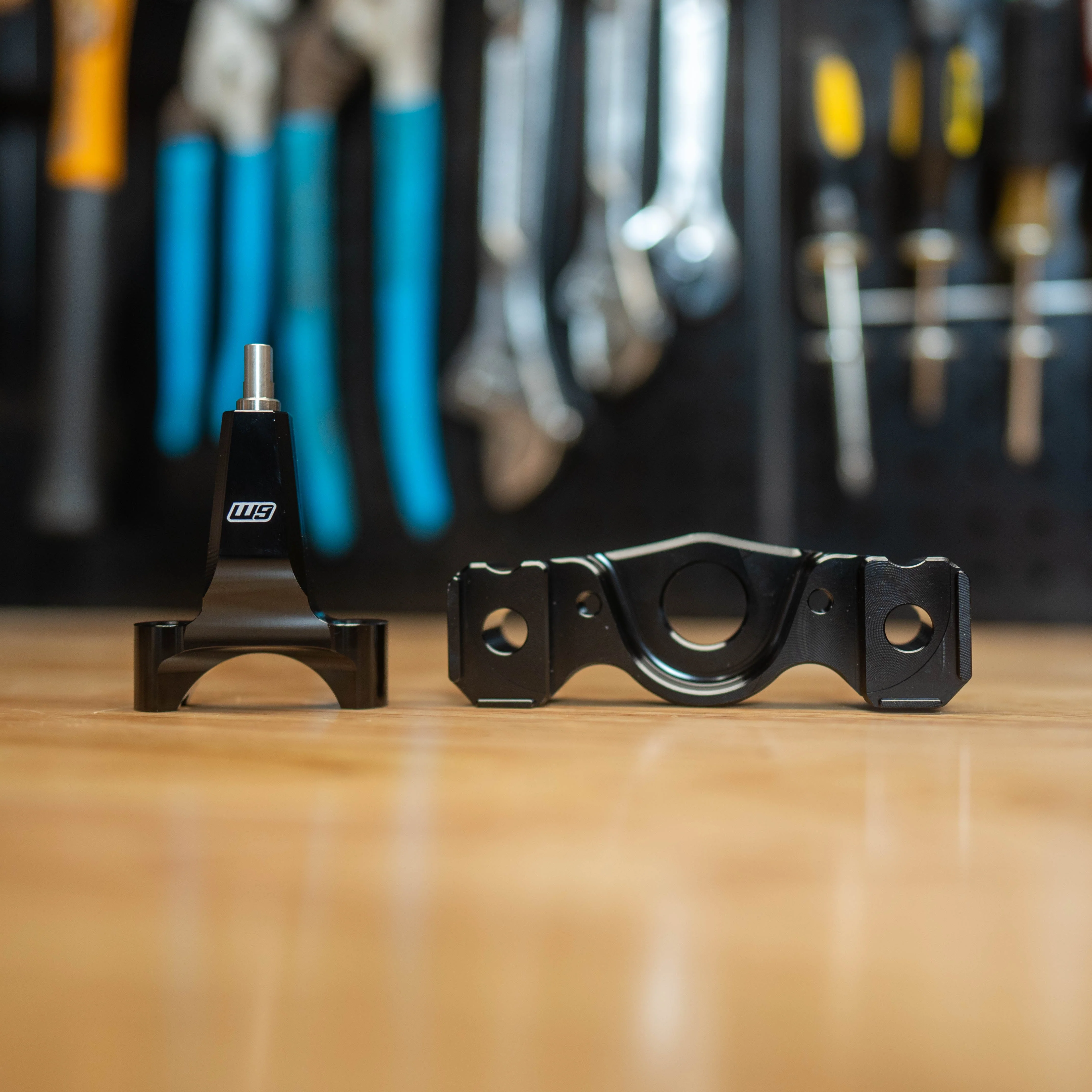 Surron Ultra Bee Stabilizer Mount with Frame Post (Collective) - Image 2
